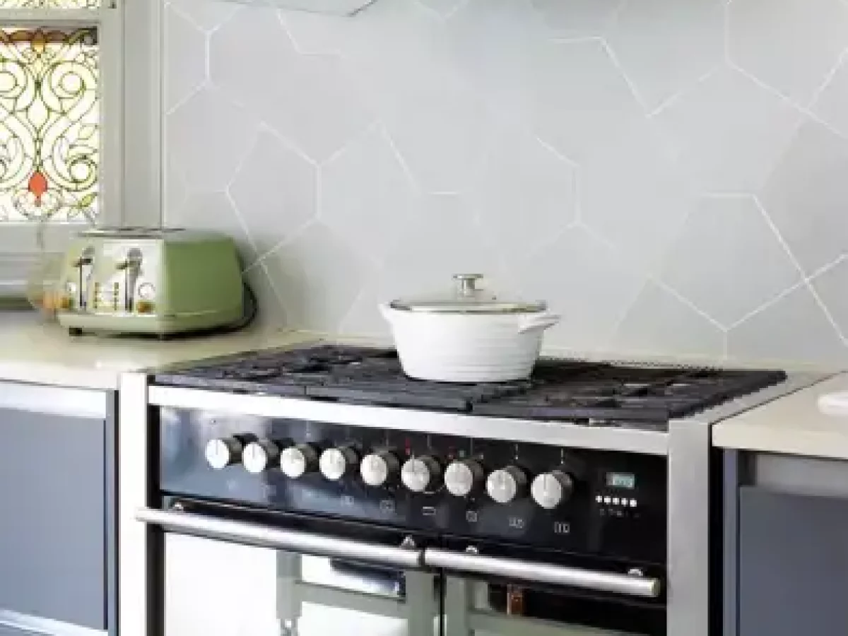 Is Your Viking Stove Leaking with Gas? We Got some Tips that Will